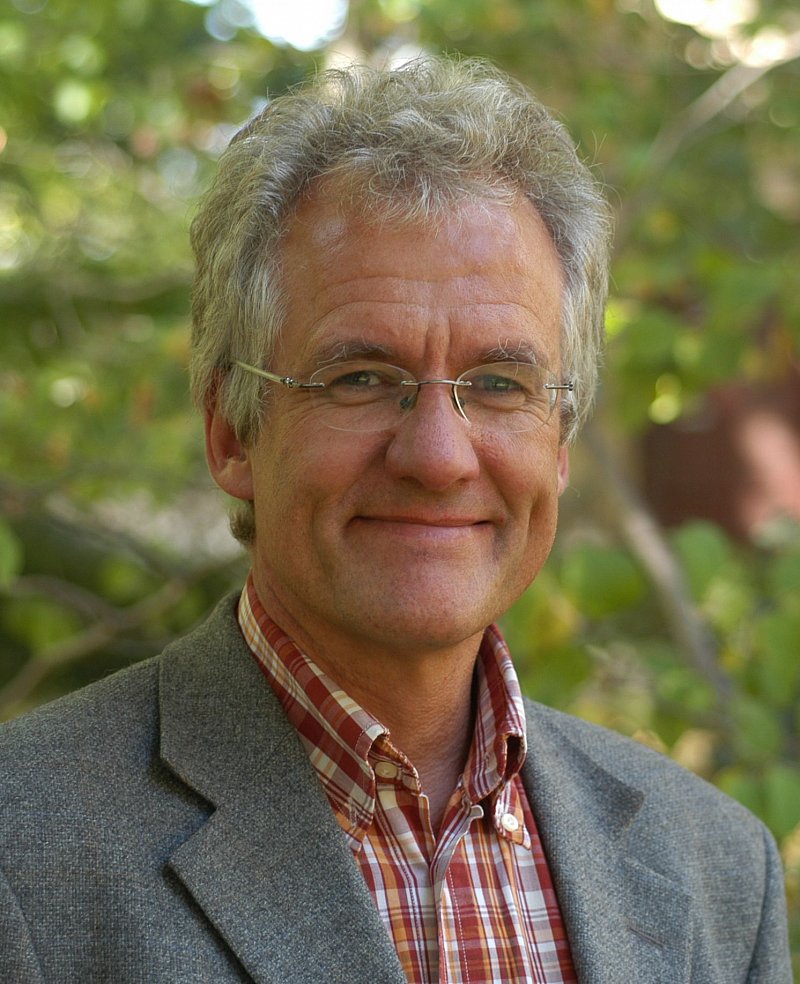 Dr. Helge Bruelheide